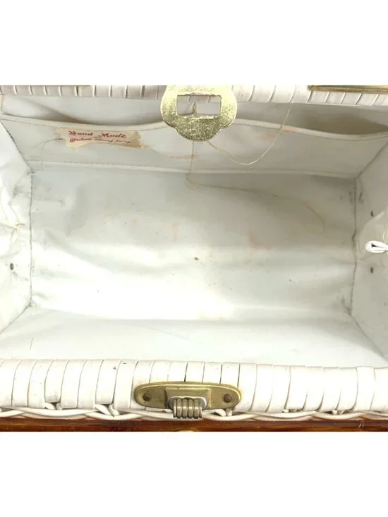 Vintage Purse Nylon Wicker Woven Lucite Handbag British Hong Kong 9" Wide - Picture 9 of 11